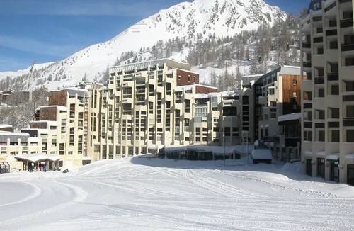Isola Apartment | Apartment