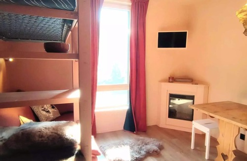 Isola Apartment | Apartment