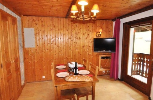 La Chapelle-d'Abondance Apartment | Apartment L'Echo de la corne by Interhome