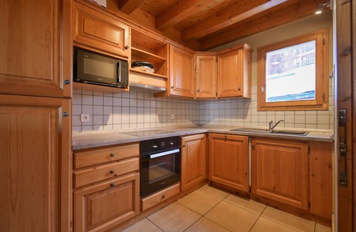 Belle Plagne Apartment | Apartment 'Lesetoilesdelaplagne Chalet 20' with Mountain View and Balcony