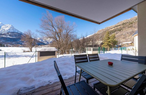 Monetier-les-Bains Apartment | Apartment with terrace and garden - Serre Chevalier - close to the ski slopes