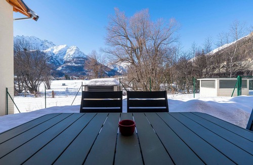 Monetier-les-Bains Apartment | Apartment with terrace and garden - Serre Chevalier - close to the ski slopes