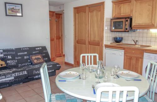 Saint-Gervais-les-Bains Apartment | Apartment Jardins Alpins 4 by Interhome