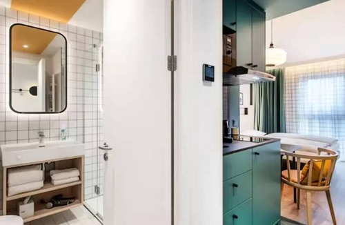 Saint-Martin-de-Crau Apartment | Apartment