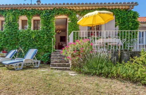 Saint-Roman-de-Malegarde Apartment | Apartment Le Petit Champs