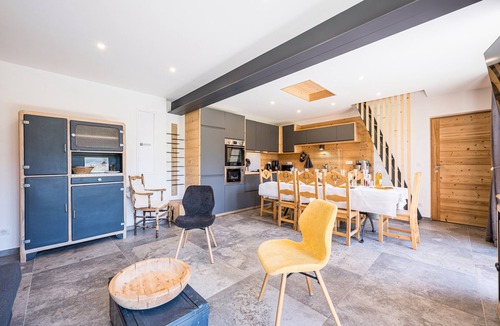Albiez-Montrond Apartment | Apartment 'Grand Cerf - Albiez Montrond' with Mountain View, Private Terrace and Wi-Fi