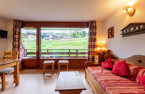 Les Esserts Apartment | Apartment in France with Pool & Mountain Views