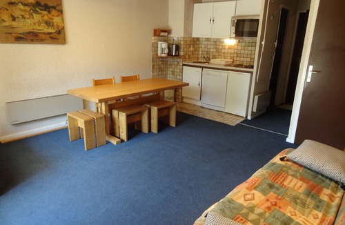 Mont-de-Lans Apartment | Apartment in Les Deux Alpes, 4 pers, near slopes