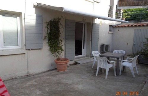 Fuveau Apartment | Apartment in Provencal village - Fuveau