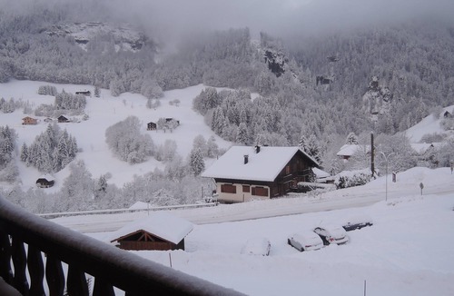 Flumet Apartment | Apartment "La Chaumière" 95m², 8 people