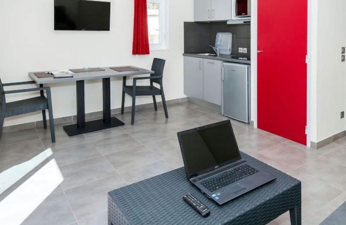 Les Restanques Apartment | Apartment Les Perles de Saint Tropez (POG162) in Port Grimaud - 6 persons, 2 bedrooms