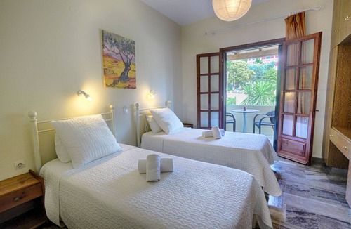 Agios Georgios Pagon Apartment | Apartment Myrto only 300m from the sandy beach in Agios Georgios Pagi