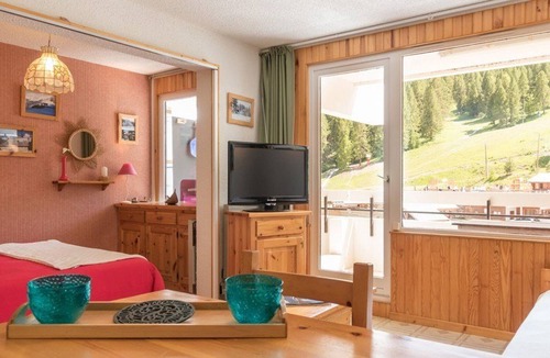 Puy-Saint-Vincent Apartment | Apartment Puy-Saint-Vincent, 1 bedroom, 6 persons