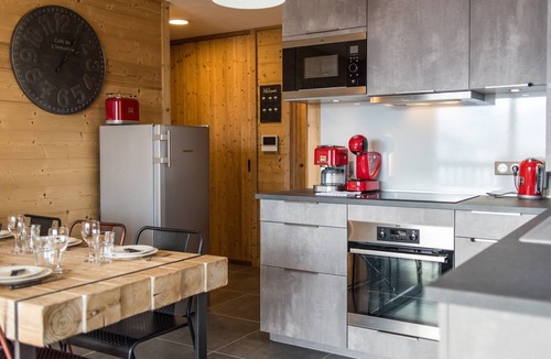 La Toussuire Apartment | Apartment up to 6 guests