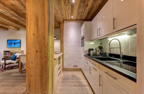 Chamonix City Centre Apartment | Apartment with Great Terrace near Piste & Centre