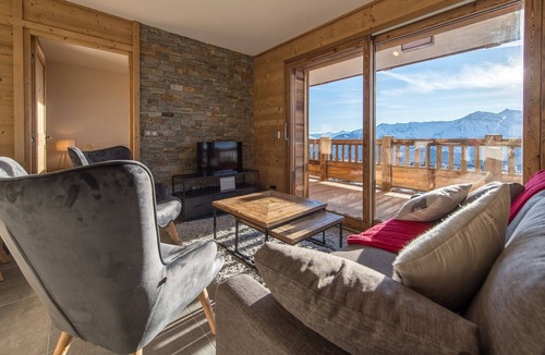 La Toussuire Apartment | Apartment with view - up to 6 guests