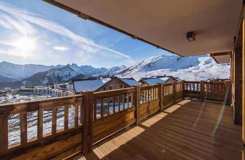 La Toussuire Apartment | Apartment with view - up to 6 guests