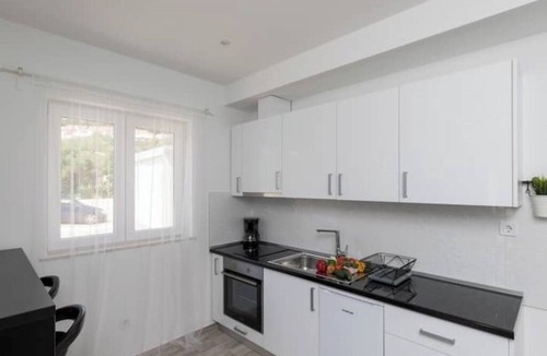 Mokosica Apartment | Apartments Siblings - Premium One Bedroom Apartment with Terrace and Garden View