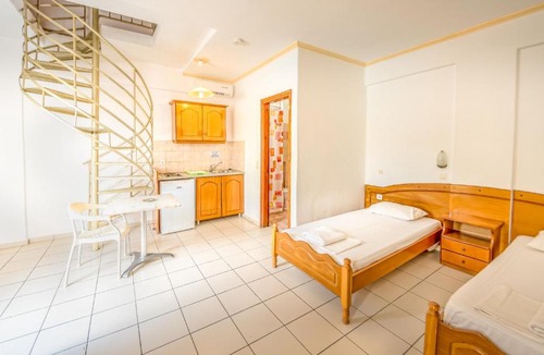 Kavos Hotel | Aphrodite studios
