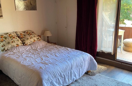 Saint-Martin-de-Queyrieres Apartment | Appartement Duplex de 2 Chambres Pour 6 Personnes