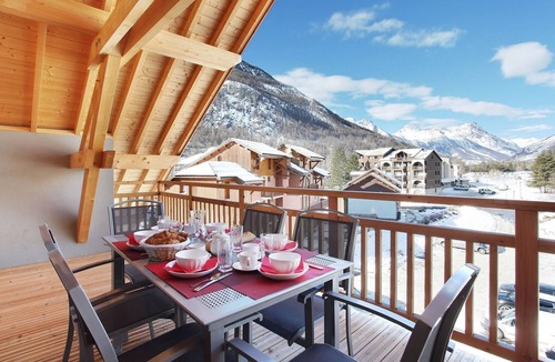La Salle-les-Alpes Condo | Appart de Montagne Cosy | Service de Navette !