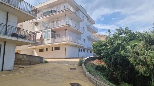 Roseto Capo Spulico Apartment | Appartamento Rosa Calabria