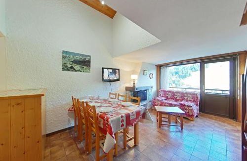 Le Grand-Bornand Apartment | Appartement 3 pièces/6 pers avec cheminée et parking couvert - FR-1-241-229
