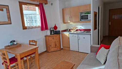 Puy-Saint-Vincent Apartment | Appartement avec balcon - 2 personnes