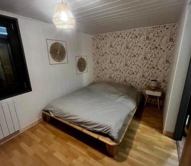 Sallanches Apartment | Appartement chaleureux et proche de station de ski