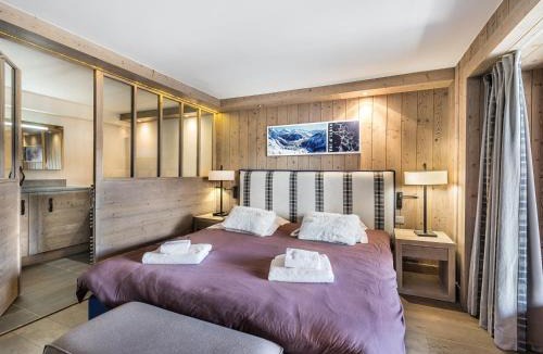Val-d'Isere Apartment | Appartement de standing avec balcon en plein centre, près des pistes - 4 chambres, 8 personnes - FR-1-567-49