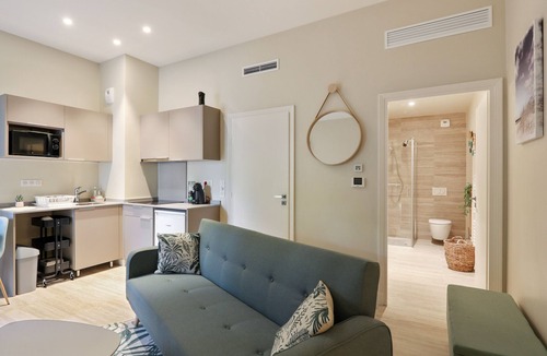 California - Pezou Apartment | Appartement des Anges - Welkeys