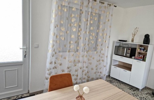 Dompierre-sur-Besbre Apartment | Appartement 2 adultes/1 enfant