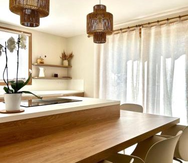 Villar-Saint-Pancrace Apartment | Appartement La Vieille Maison Le joyau rénové