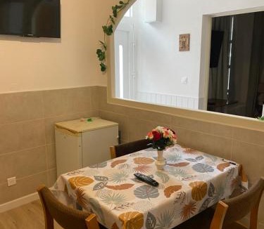 Neris-les-Bains Apartment | Appartement Kylie