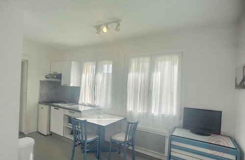Lamalou-les-Bains Apartment | Appartement Lamalou-les-Bains, 2 pièces, 2 personnes - FR-1-451-106