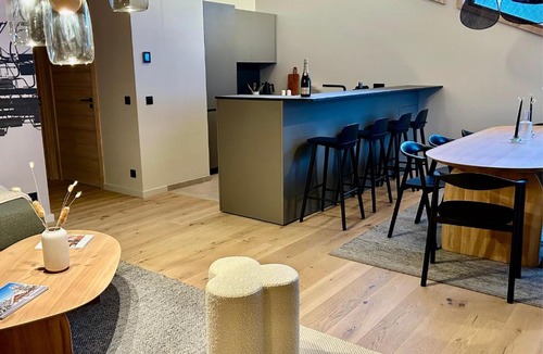 Meribel-Mottaret Apartment | Appartement neuf à Méribel, proche des pistes, balcon, service concierge inclus! - FR-1-613-103