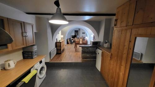 Saint-Jean-d'Arves Apartment | Appartement rénové dans chalet au cœur du vieux village