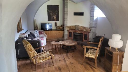 Saint-Jean-d'Arves Apartment | Appartement rénové dans chalet au cœur du vieux village