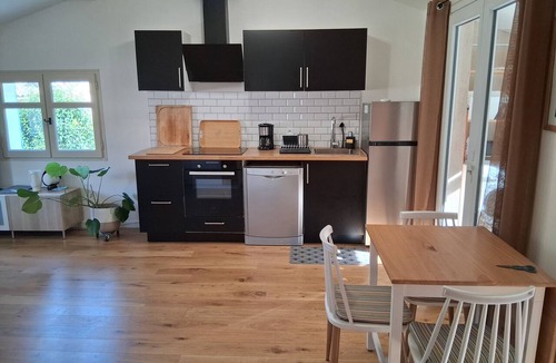 Sollies-Toucas Villa | Appartement T2 Dans Villa à la Campagne