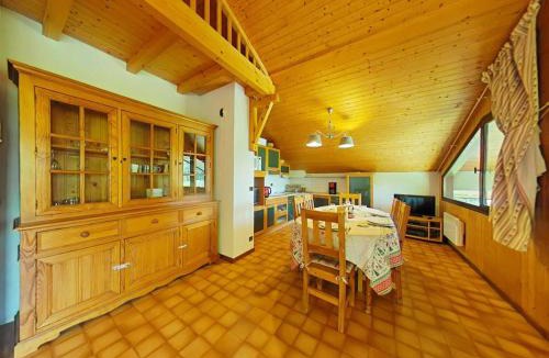 Le Grand-Bornand Apartment | Appt 3 pièces, 7 pers, cheminée, garage, proche pistes - FR-1-241-50