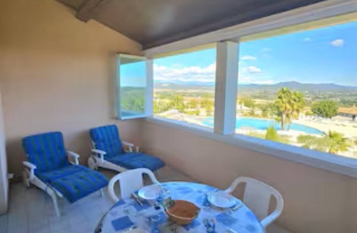 La Rouviere Apartment | Appt du Golf- 4 people - Wifi - Air conditioning - Swimming pool - Tennis court