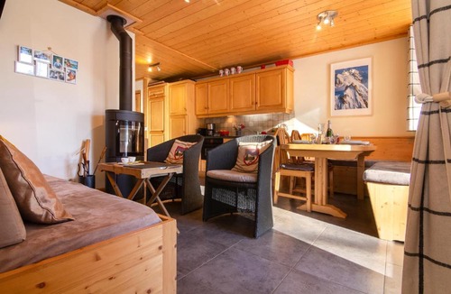 Montroc Apartment | Apt Arsene2 Mont Blanc view for 5 next to ski - Happy Rentals