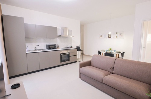 Marcianise Apartment | ARQO Comfort Apartment – One Bedroom with Living Room