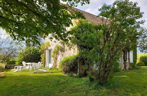 Ars-les-Favets House | Ars Les Favets: House/Villa - Ars Les Favets