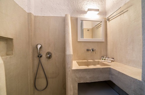 Megalochori Hotel | Artemis Suites