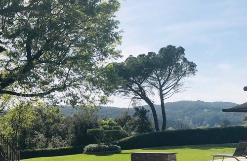 Trans-en-Provence Villa | ARTIST'S HOUSE FOR 10 PEOPLE WITH HEATED SWIMMING POOL, SECURED VAR RETREAT
