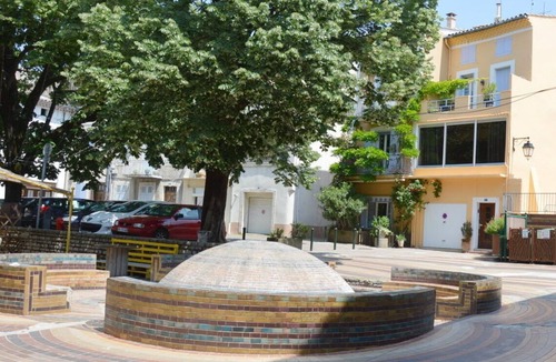 Montelimar Apartment | At'Home, in the historic center of Montelimar, cosy T2, Wifi