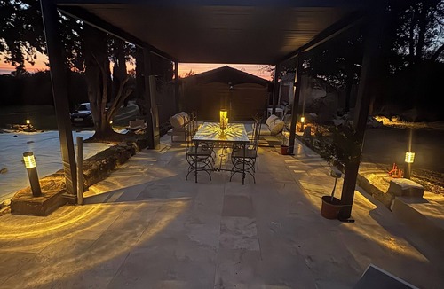 Saint-Julien House | Attractive two-room bungalow with covered terrace and private garden in a quiet location