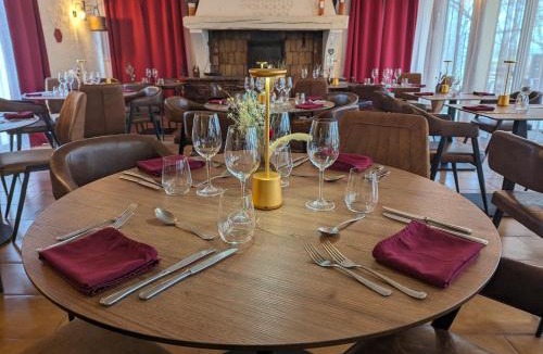 Villecroze Hotel | Au Bien Etre
