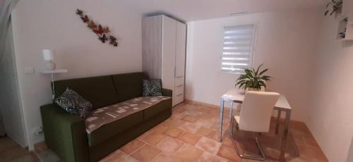 Seillons-Source-d'Argens Bed & Breakfast | Au Papillon Dort
